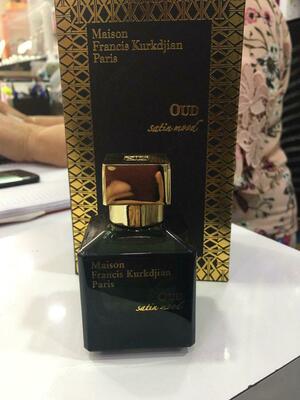 Парфюмерная вода Maison Francis Kurkdjian Oud Satin Mood