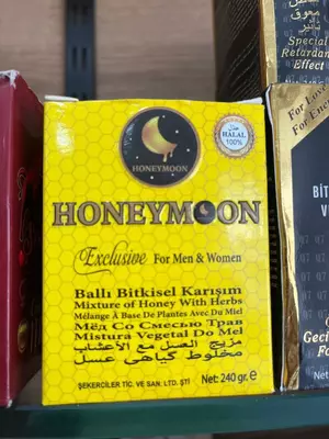 Возбуждающая медовая паста со смесью трав Honeymoon