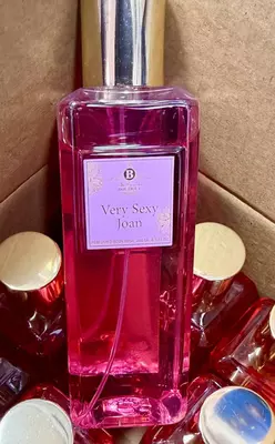 Парфюмированная вода для женщин "Very Sexy Joan" 250 мл.