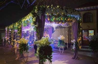 Цена по запросу Организация свадеб