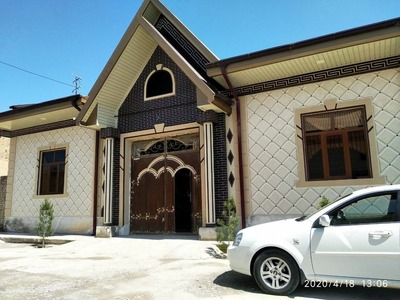 Цена по запросу Отделка фасада травертином