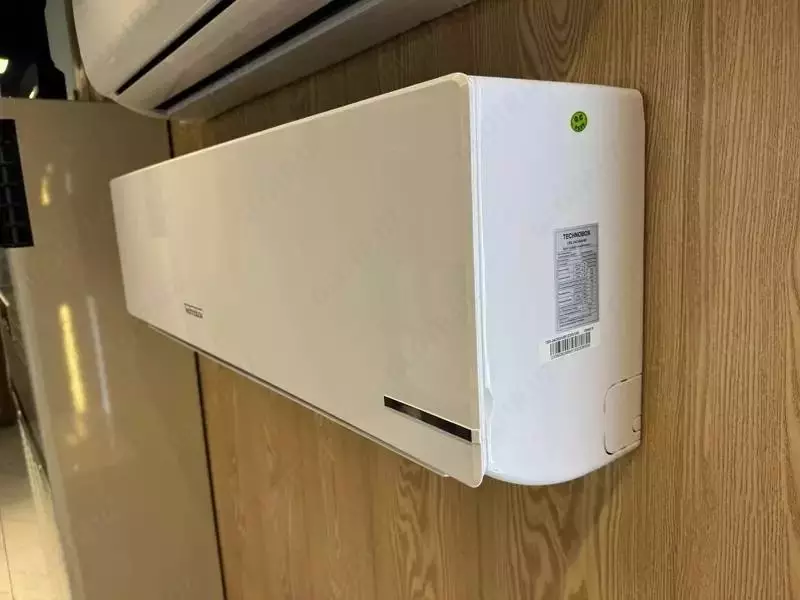   Кондиционер Technobox Loma 12btu