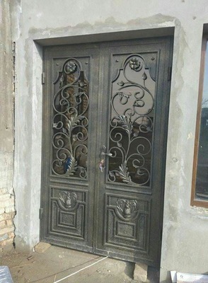 Кованые ворота №11 - от 1 300 000 сум / кв.м