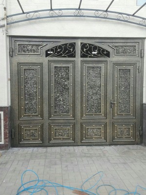 Кованые ворота №41 - от 1 300 000 сум / кв.м