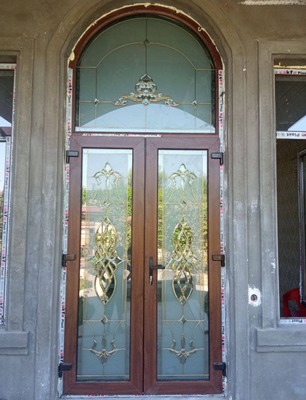 Badiiy vitray san'ati. 10 - 107 669.1 so'm / kv.mdan