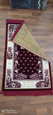 Namoz gilamining 17 -varianti