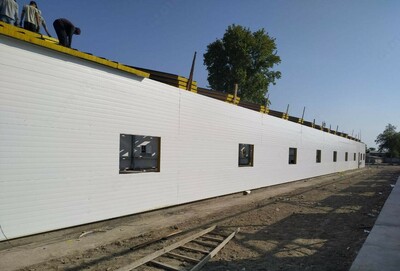 Metallokonstruksiya va sendvich paneldan barcha faoliyat binolar qurib beramiz!