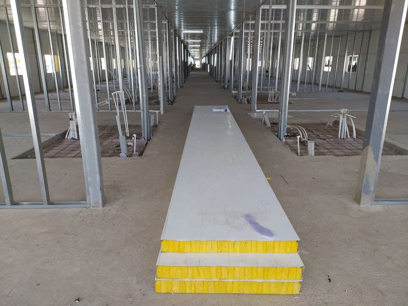 Быстровозводимые здания металлоконструкции и сэндвич панелей под ключ! Только в розницу