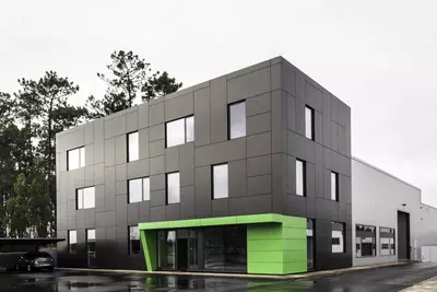 Обшивка фасада Алюкабондом Туникабондом Травертином по всему Узбекистану