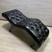 Go'zallik saloni uchun qora kreslo