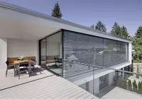 Установка внешней солнцезащиты дома