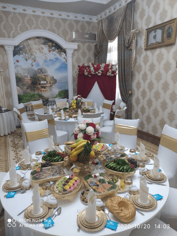  Услуга по организации праздничных обедов - 