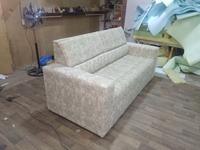 1 -sonli yashash xonasi uchun yumshoq mebellar to'plami