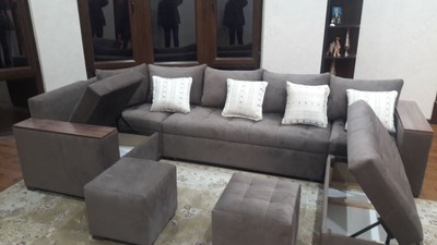 32 -sonli yashash xonasi uchun yumshoq mebellar to'plami