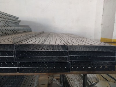 КАБЕЛЬНЫЕ ЛОТКИ