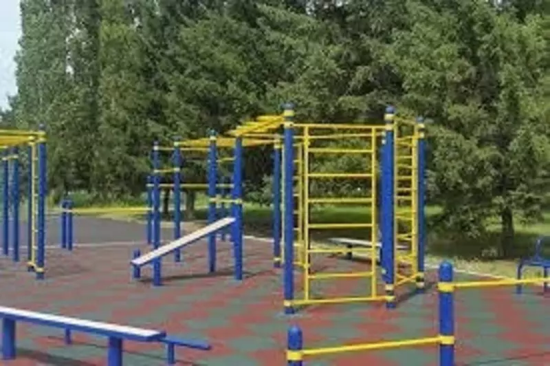 Резиновая плитка для спортивных площадок арт 002