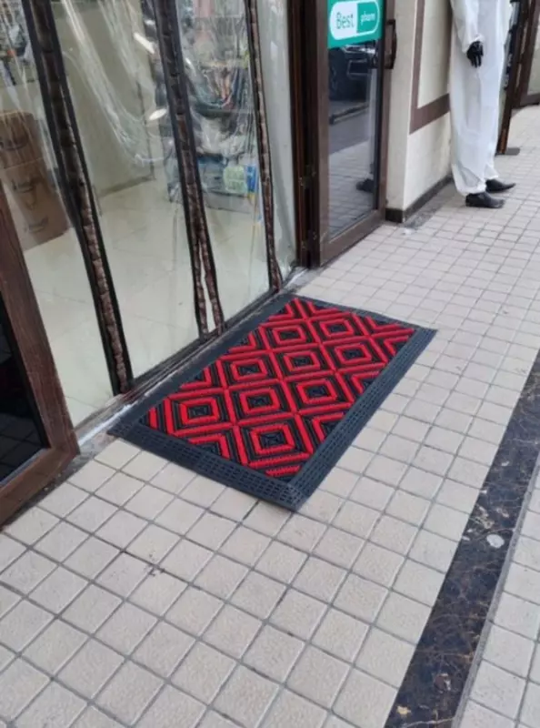 400 000 сум Щеточные коврики Rubber Gold