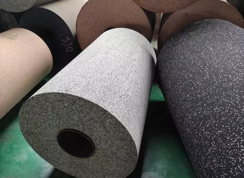 Рулонное резиновое покрытие для пола Только в розницу