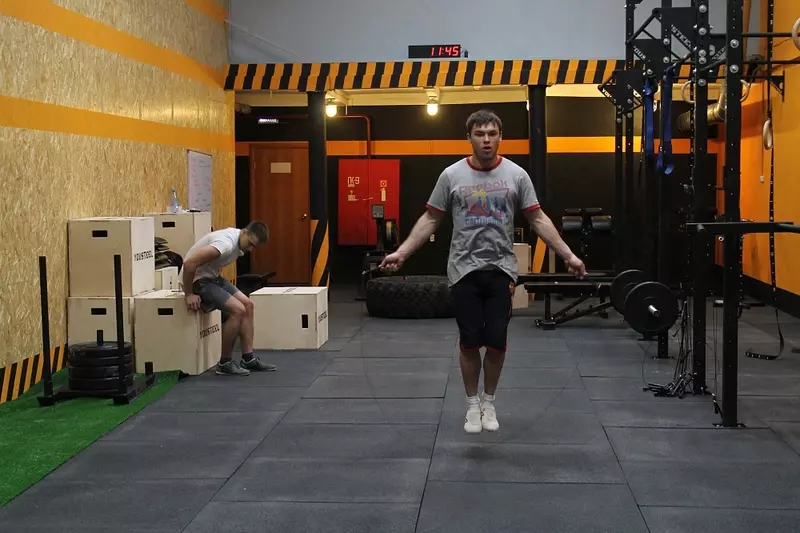 Резиновые плиты "Rubber Max Sport" для фитнес клубов и зон кроссфита (1000 х 1000 х 20 мм) - Покрытия спортплощадок