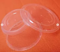 Пластиковый контейнер с прозрачной крышкой