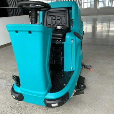 Поломоечная машина с сидением для оператора TVX T130