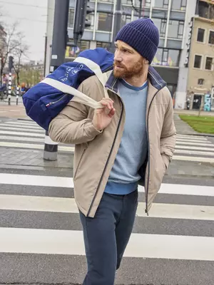 Мужская демисезонная куртка бомбер великан от Cambridge Legend - 1 250 000 сум / шт