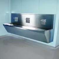 Devorga o‘rnatiladigan zanglamaydigan materialdan yasalgan 3-sensorli jarrohlik yuvish moslamasi