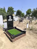 Благоустройство могил на кладбище