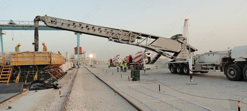   Телескопический ленточный транспортер TELEBELT TBS 130 смонтированный на автомобильном полуприцепе