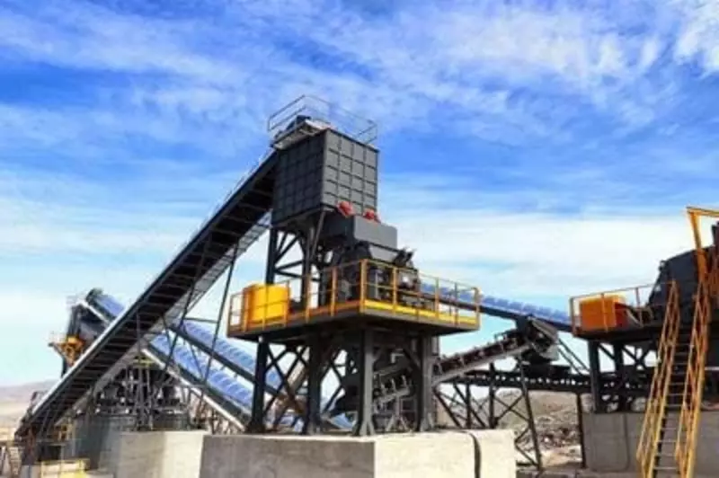 Uchinchi darajali zarbali maydalagich MTI 1115