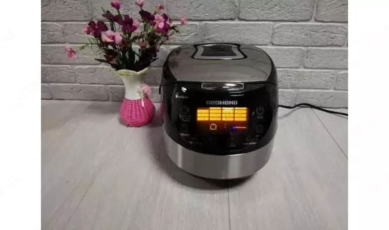 Мультиварка Redmond RMC M70