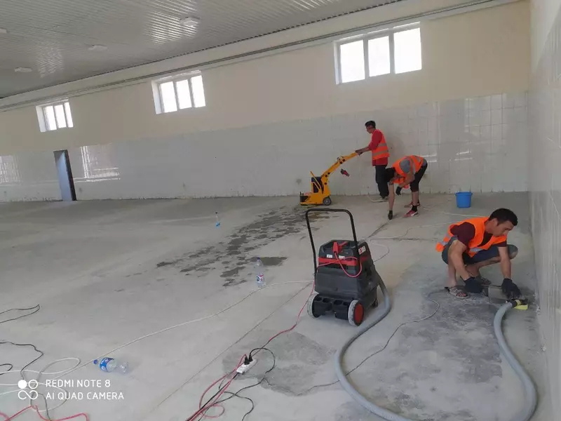 23 980.2 so'm beton zaminni silliqlash