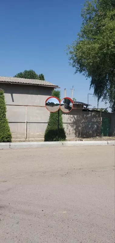 Yo'lga qo'yiladigan oyna - 2 000 000 so'm