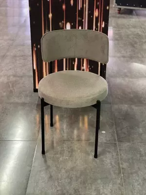 Oshxona stuli - 536 057.1 so'm / dona