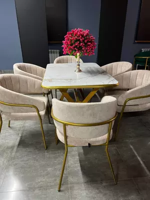 Кухонный стол и стулья №12