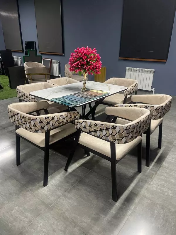 6 kishilik yumshoq o‘rindiqli stol va stul to‘plami - 3 828 233.6 so'm