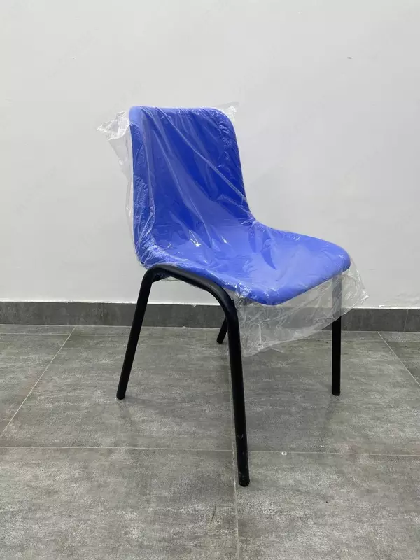 Стул с металлическим каркасом и пластиковым сиденьем (синий) - 238 247.6 сум