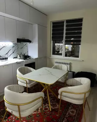 Комплект мебели для столовой и кухни (стол