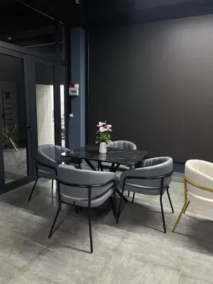 Комплект мебели для столовой и кухни (стол