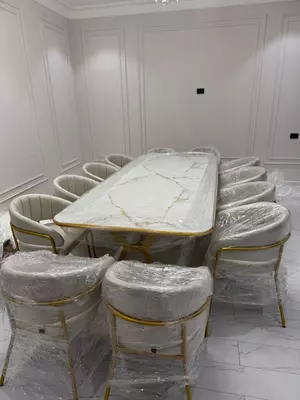 Комплект мебели для столовой и кухни (стол