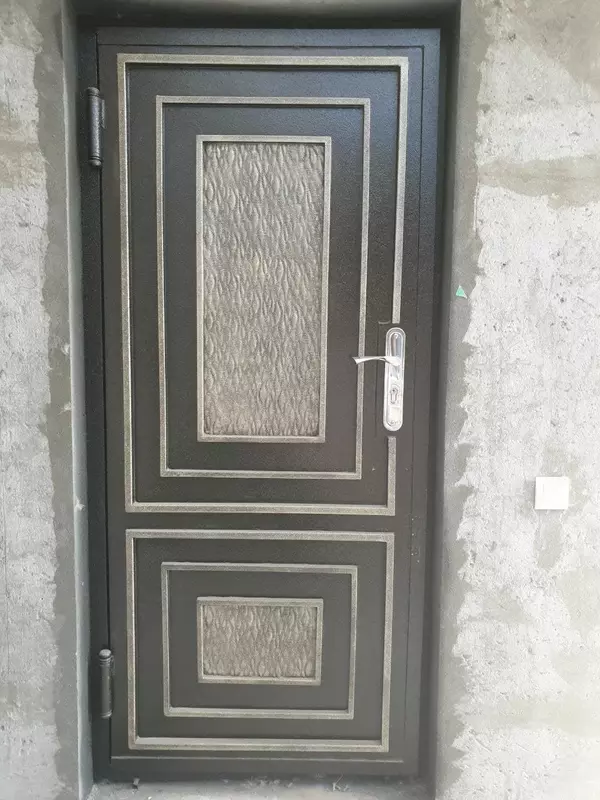 Двери входные, железные №1