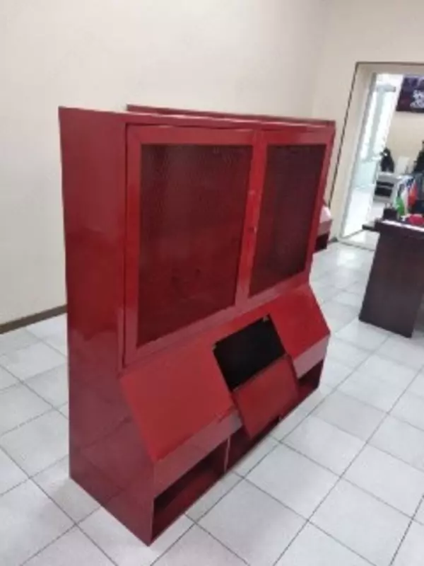 Уличный пожарный щит 1350х1400х470 мм