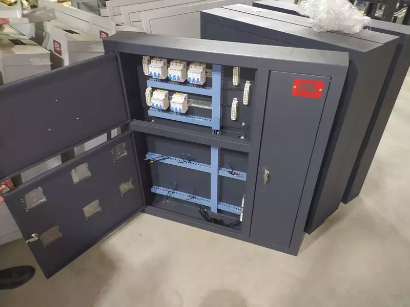   Щит этажный на 6 квартир  1200х1300х150 мм