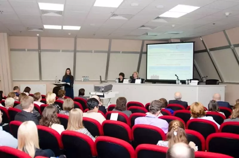 Seminar va konferensiyalarni tashkil etish