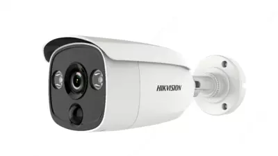 Корпусная камера видеонаблюдения Hikvision DS-2CE12H0T-PIRLO