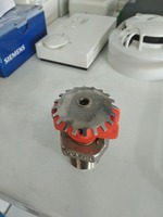 {0} so'mdan Sprinkler suv purkagichi 68C DN = 15 mm soket UP