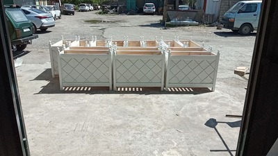 Садовые горшки из дерева №14