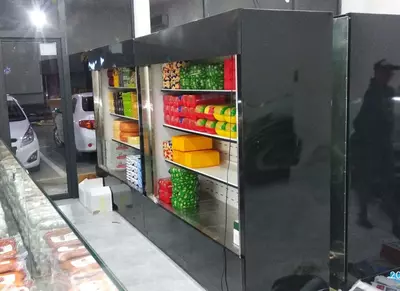 Витринный холодильник арт 002 - Цена по запросу