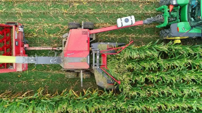 DION "Scorpion 300" yem-xashak yig'ish mashinasi OXUS MACHINERY