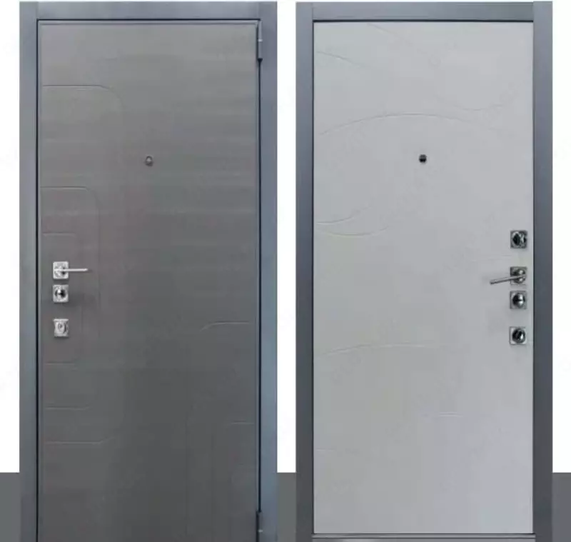   Входная металлическая дверь БУЛЬДОРС MASTINO FORTE (Колоре гриджио 2050 х 950)